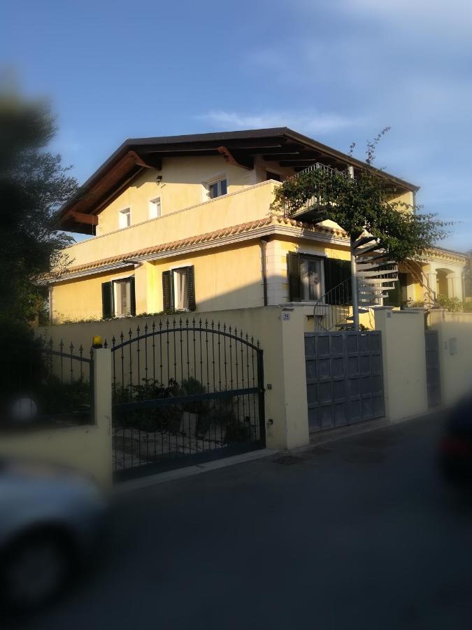 Ferienwohnung Soggiornare A Cagliari Exterior foto